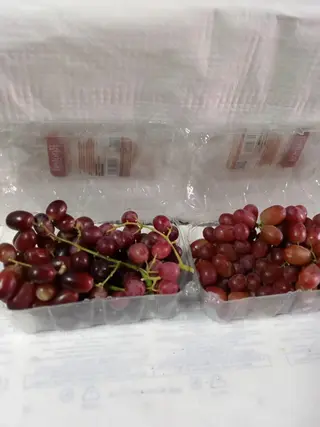 Grapes- Red Imported