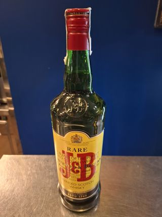 J&b 100 Cl