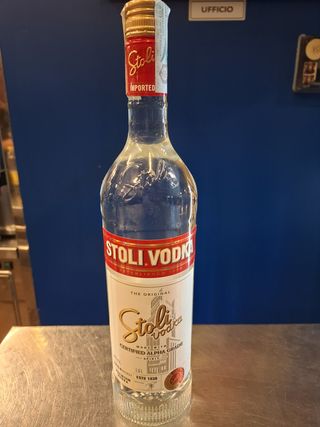 Stolichnaya 100 Cl
