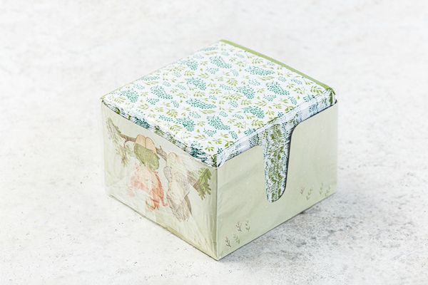 Полотенца и салфетки.