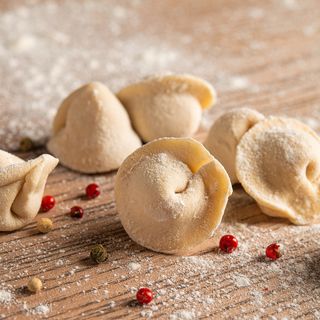 Пельмені З Свининою Та Курятиною Упаковка (800г)