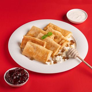 Млинці З Солодким Сиром Та Родзинками Упаковка (500г)