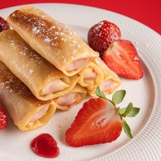 Млинці З Сиром Та Полуницею Упаковка (500г)