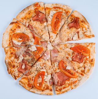 Піца М'ясна