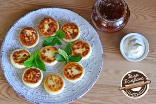 Сирники З Курагою
