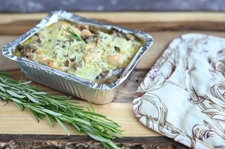 Жульєн З Куркою Та Грибами (кг) Ціна За 100 Гр