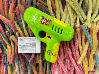 Іграшка З Чупа Чупсом Всередині (зелений Пістолет)