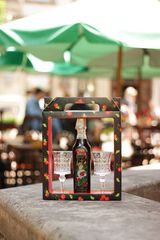 Набір Келихів Та Пляшка Вишнівки (0.5л)