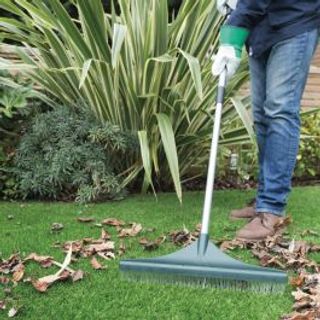 Scopa A Pettine Per Prato Sintetico Cm 45 500015698