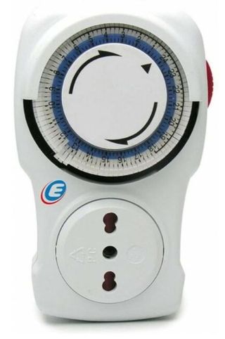 Timer Meccanico Giornaliero Presa Shuko+ -