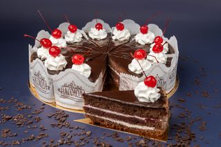 Торт "п'яна Вишня" Порційна (1,8кг)