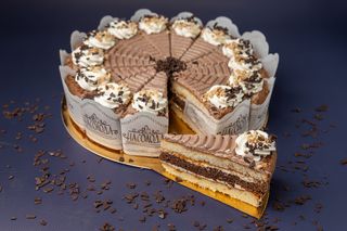 Торт "золотий Ключик" Порційний (1,8кг)