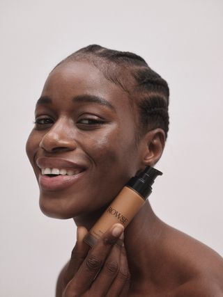 Tinted Glow Serum with Exosomes: Medium Deep