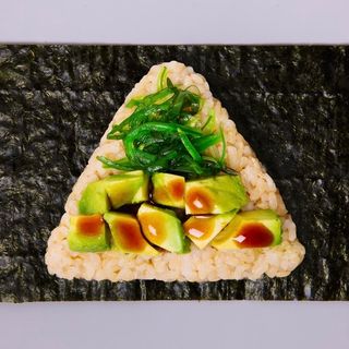 Onigiri Aguacate Y Wakame Onit 115g