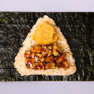 Onigiri Berenjena Miso Onit 115g