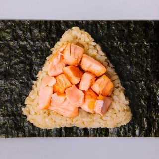 Onigiri Salmon Asado Onit 115g