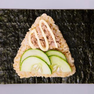 Onigiri Tunamayo Con Pepino Onit 115g
