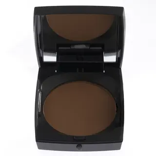 AMIRA Cream to Powder Foundation