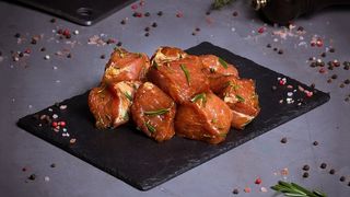 Шашлик Зі Свинячого Ошийка В Пряному Маринаді (250г)