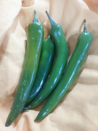 Tamno zeleni feferoni