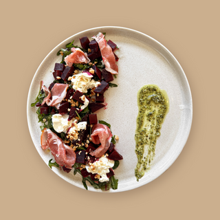 Салат З Буряком Та Страчалтелою (252 Г)