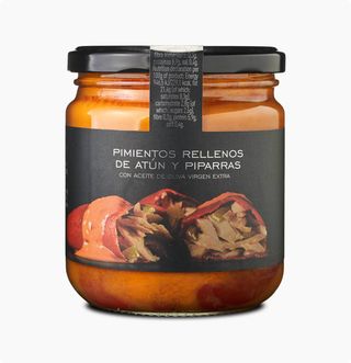 Pimientos Del Piquillo Rellenos De Atún Y Piparras