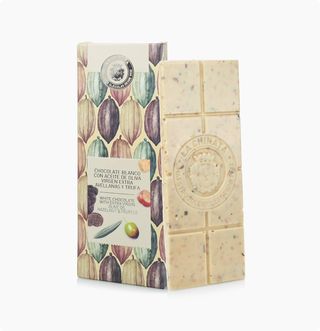 Chocolate Blanco Con Aove , Avellanas Y Trufa