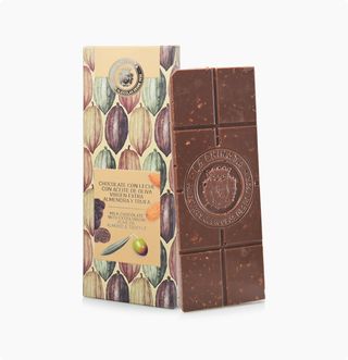 Chocolate Con Leche Con Aove, Almendra Y Trufa