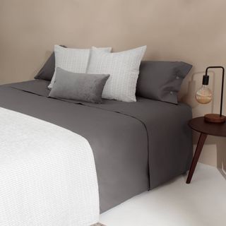 Sábana Algodón Orgánico Besto Gris Ceniza Oscuro cama 80-90cm