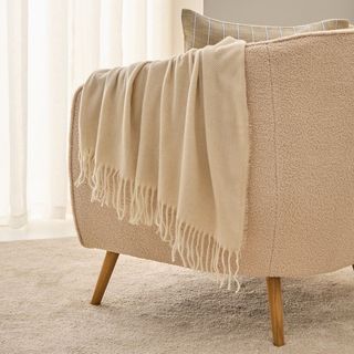 Manta Tejido Espiga Flecos Cachi Gris Piedra 130x170 cm