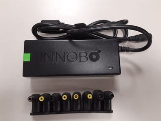 Adaptador Corriente Universal Innobo 90W + 10 Tips/Usb (IN1523)