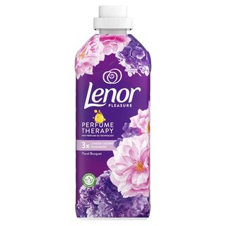 Płyn do płukania tkanin Lenor kwiatowy bukiet z nutą piżma 925ml
