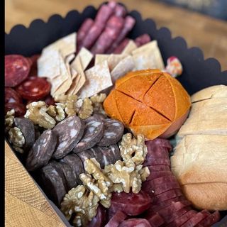 Tabla Embutidos (6 U 8 Personas)