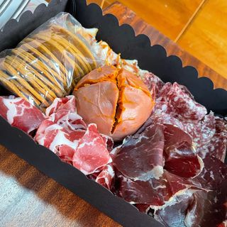 Tabla Embutidos Premium Pequeña