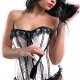 Fusta - Plumero Negra Charol Y Plumas Cosquillas