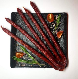 Закарпатські Ковбаски Мадярські (1 уп.) (110г)