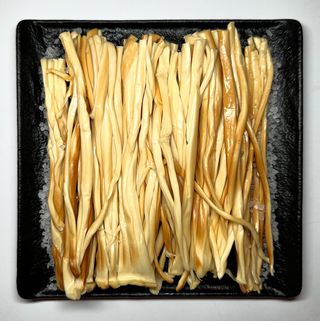 Сулугуні (1 уп.) (150г)