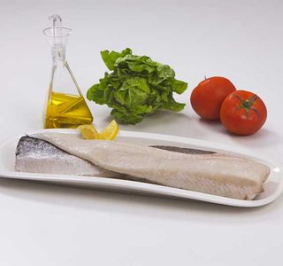 Filete de Merluza con piel y sin espinas 0.45 Kg aprox.