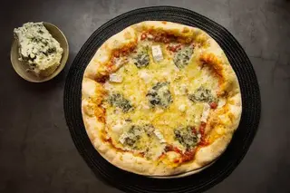 Pizze 5 Formatges