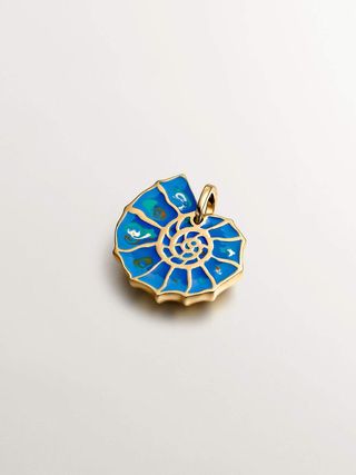 Charm De Plata 925 Bañada En Oro Amarillo De 18K Con Esmaltado Azul Y Topacios Blancos Con Forma De Caracola (J05207-02-Wt-Mulena_St) Talla Única