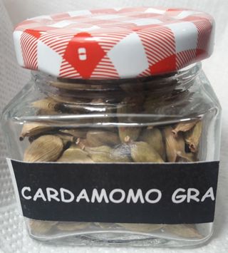 Cardamomo En Grano. 105 Ml.