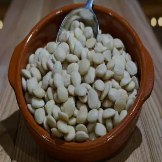 Almendra Marcona Cruda . 250 Gr.