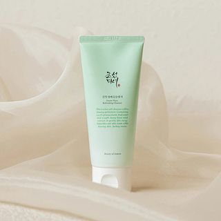 Beauty of Joseon - Green Plum
Refreshing Toner: AHA + BHA, 150ml