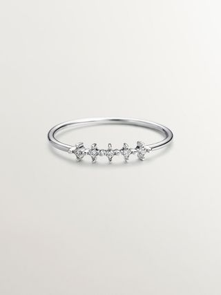 Anillo Cinquillo De Oro Blanco De 9K Con Diamantes 0,025 Cts (J04495-01) Talla 11