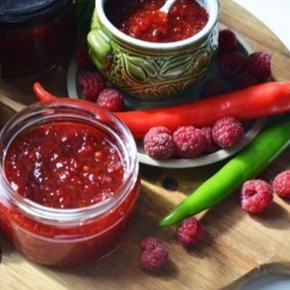 Dulceața de ardei iute cu capsuni