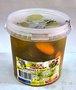 Gogonele murate in otet de la Zeul muraturilor