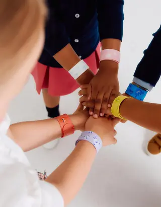Pack 6 Pulseiras Slap & Strap para Criança 'Monstros das Emoções'