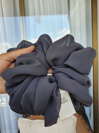 Naurei Luxe Chiffon Scrunchies: Charcoal Grey