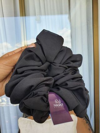 Naurei Luxe Chiffon Scrunchies: Luxe (Black