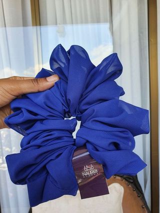 Naurei Luxe Chiffon Scrunchies: Royal Blue